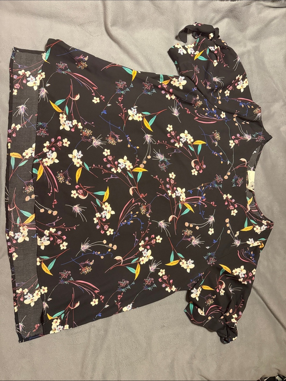 everleigh Black Floral Short Sleeve Blouse with Colorful Botanical Print